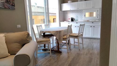 MomHouse Appartamento cagliari — 4-Star Luxury Hotel in Cagliari, Italy