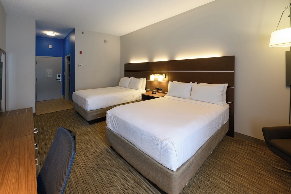 Holiday Inn Express Hotel & Suites Blythewood by IHG - photo 10