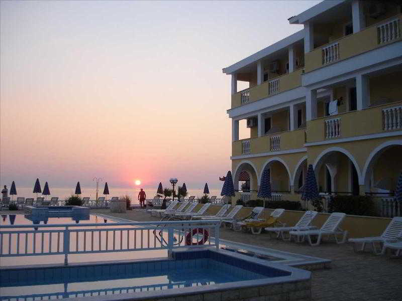 Konstantin Beach - last minute hotel in Zakynthos