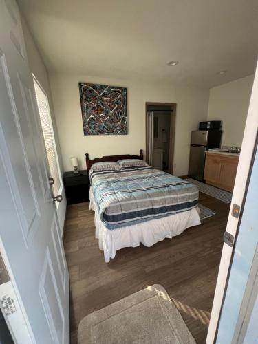 Elysium Iii - carbon neutral hotel in Melrose