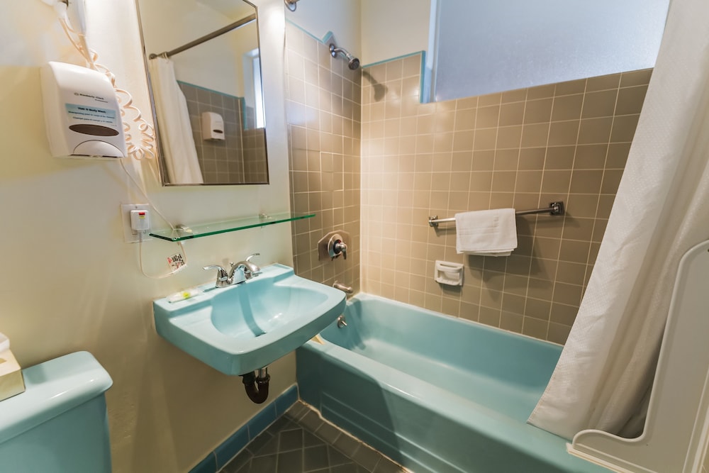 Cal Mar Hotel Suites - photo 9