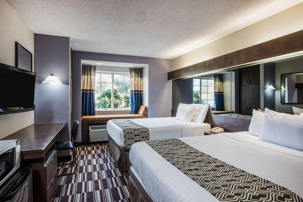 Microtel Inn & Suites by Wyndham Chattanooga Near Hamilton P - photo 6