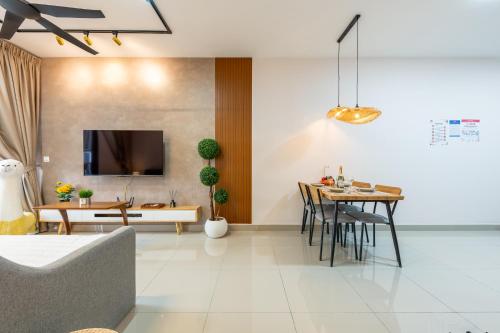 Cozy&RelaxHome 50m2Kepong Lake with Hill View in Kuala Lumpur — 4-Star Luxury Hotel in Kuala Lumpur, Malaysia