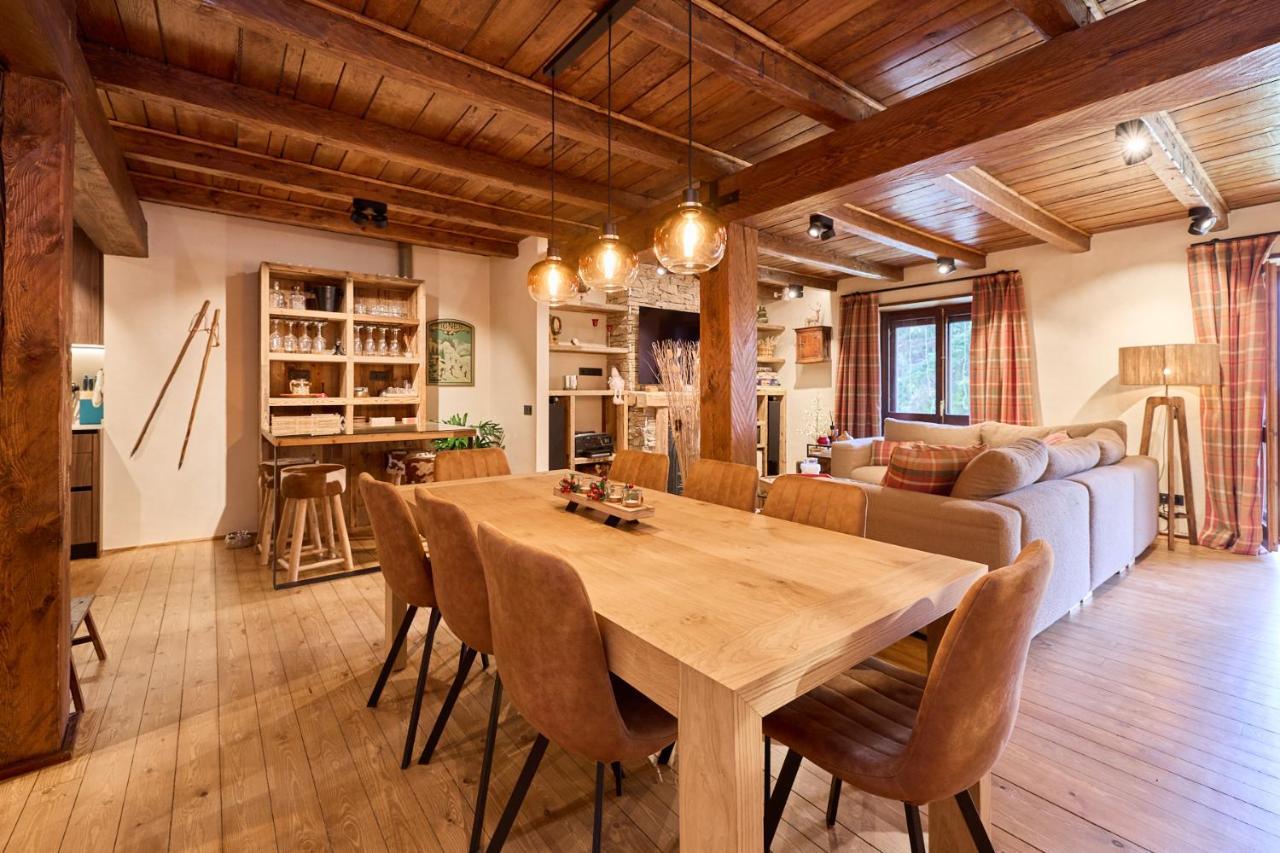 Pleta Del Tarter 31A Lodge & Spa Hut 8254 — 4-Star Luxury Hotel in Canillo, Andorra