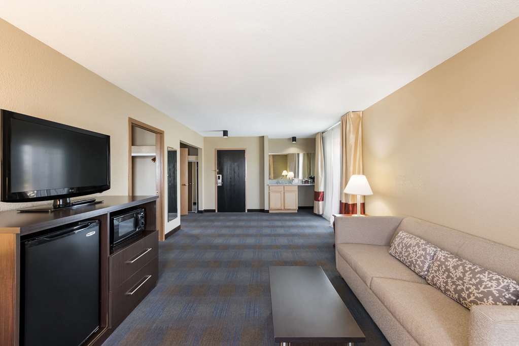 Quality Inn Upper Sandusky - photo 23