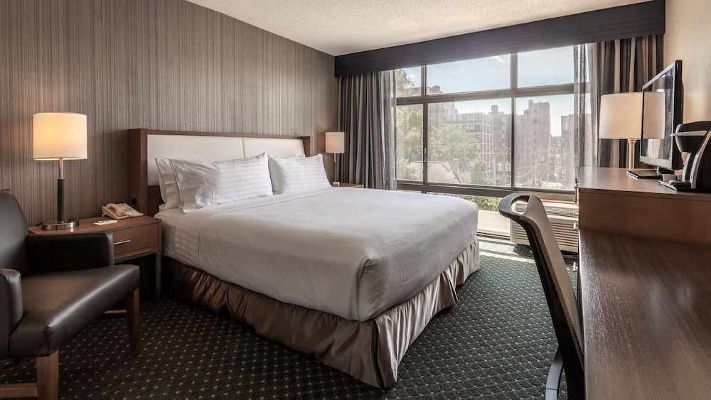 Holiday Inn Chicago North Evanston by IHG - photo 13