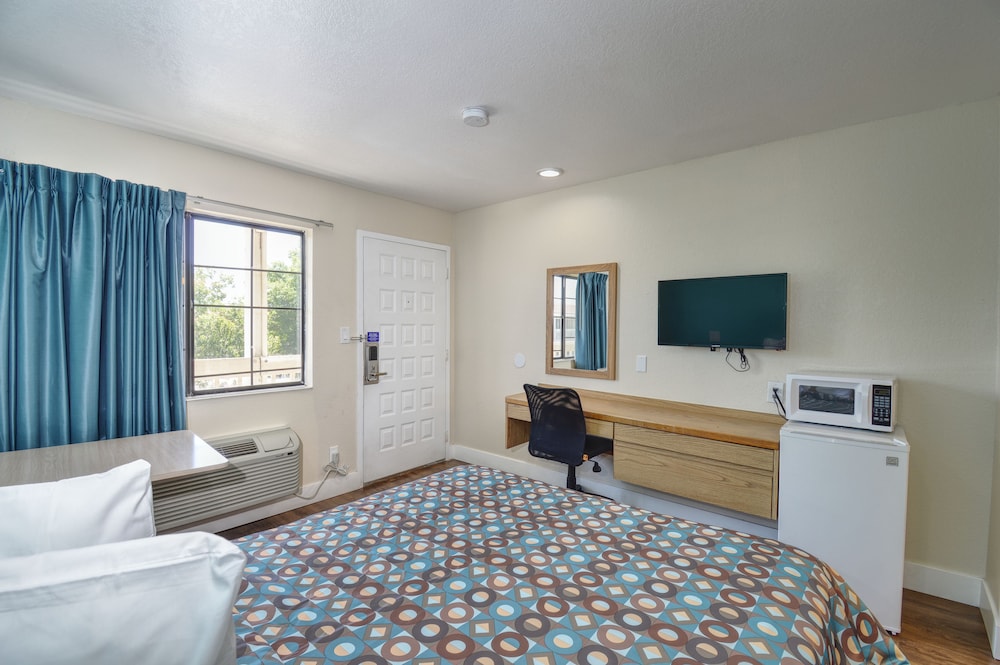 Vagabond Inn Buttonwillow North I 5 - photo 9