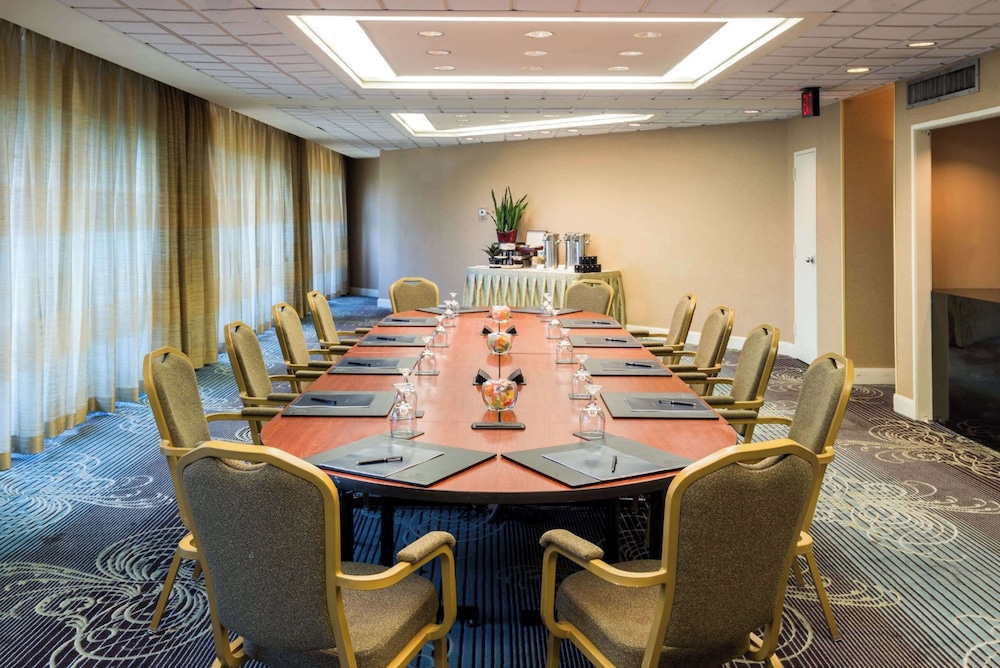 Hilton Houston Post Oak by the Galleria - photo 64
