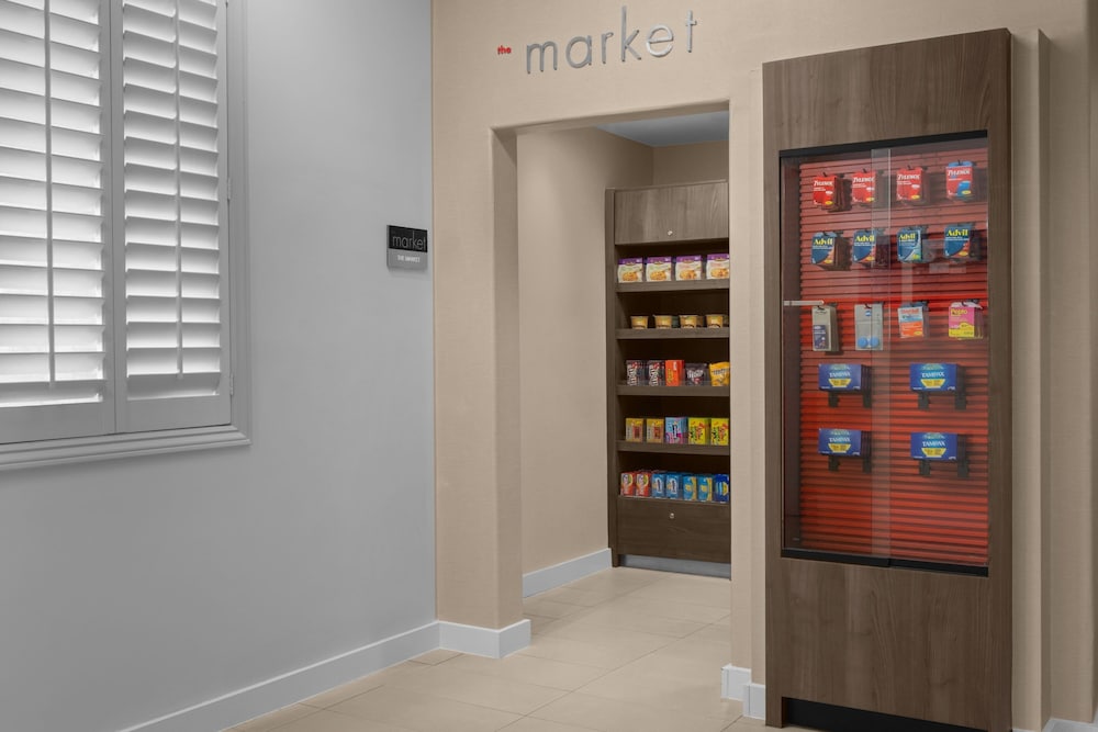 Residence Inn By Marriott Santa Clarita Valencia - photo 30