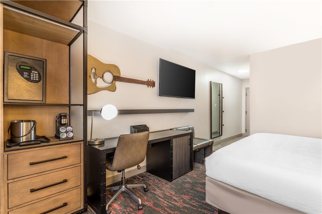 Best Western Downtown Plus Music Row - photo 17