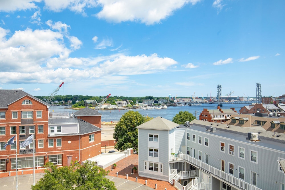 Sheraton Portsmouth Harborside Hotel - photo 47