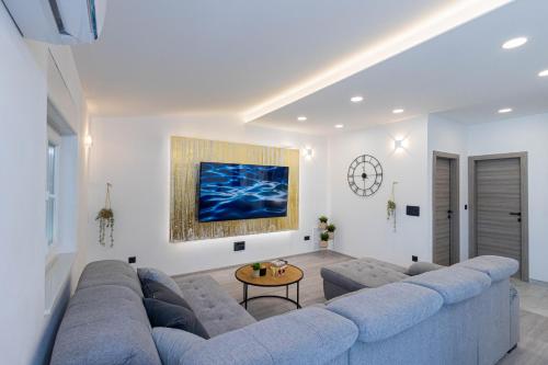 Luxury Apartment SeaYou Kaštela — 4-Star Luxury Hotel in Kastel Stafilic, Croatia