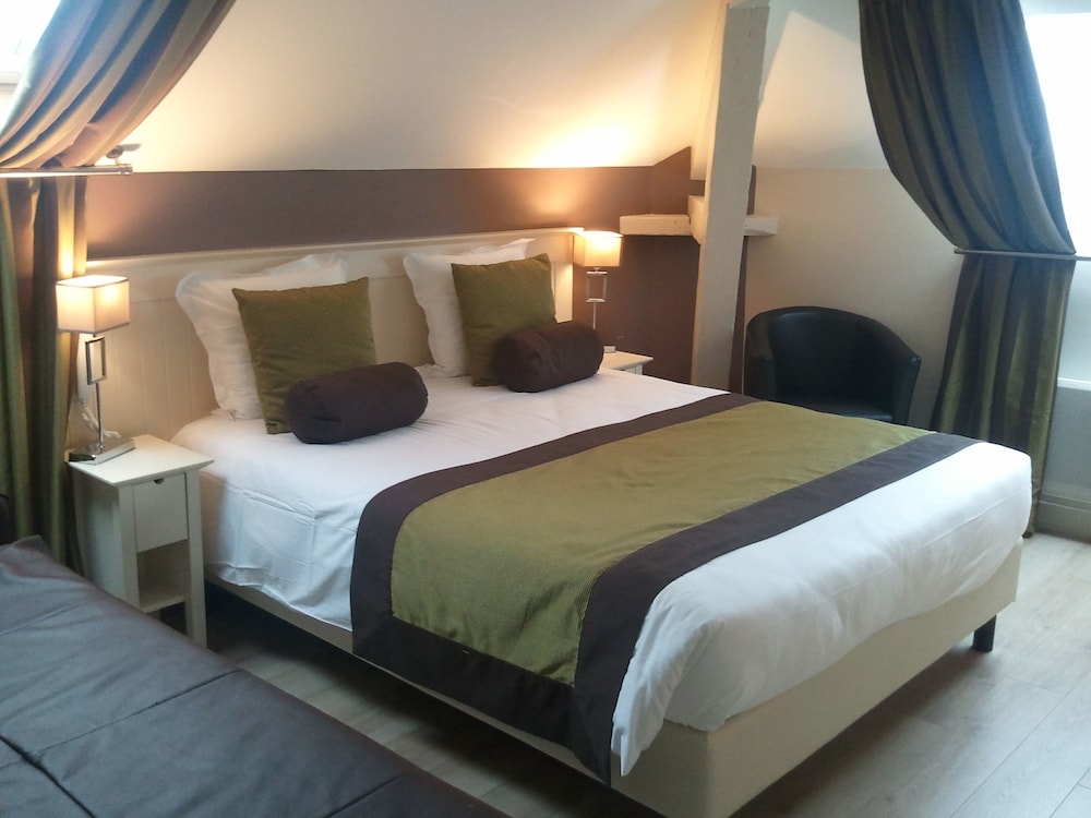 Hôtel Les Embruns - carbon neutral hotel in Trouville-Sur-Mer