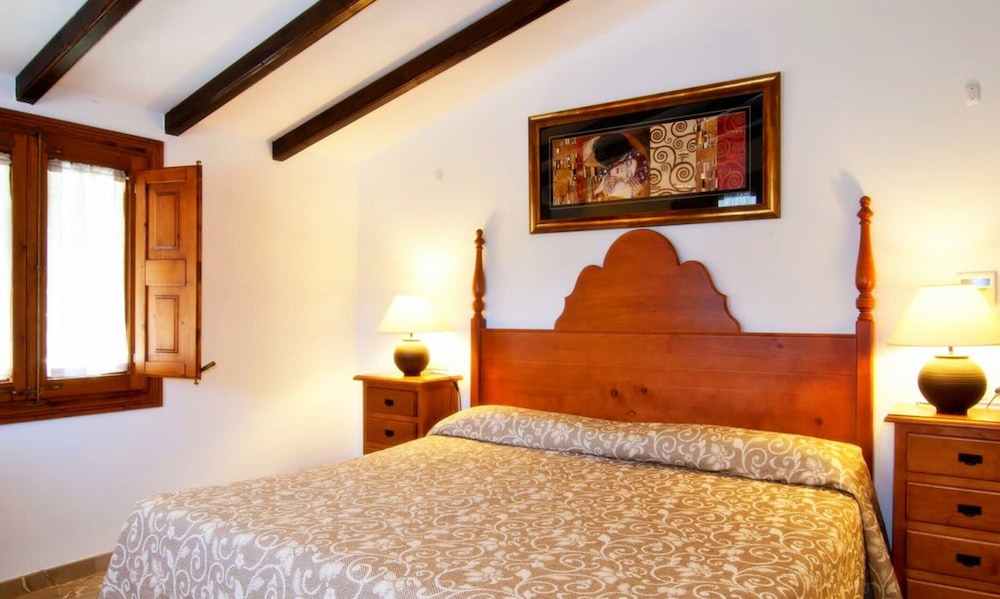 Peaceful Mallorca Escape for Families in Petra, Spain