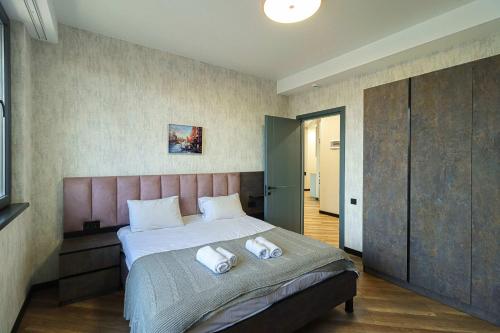 Luxurious 3BR Apartment W Stunning views