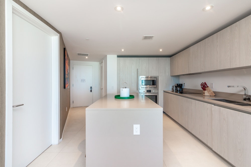 Private Ocean Condos Hyde Beach Resort - photo 35