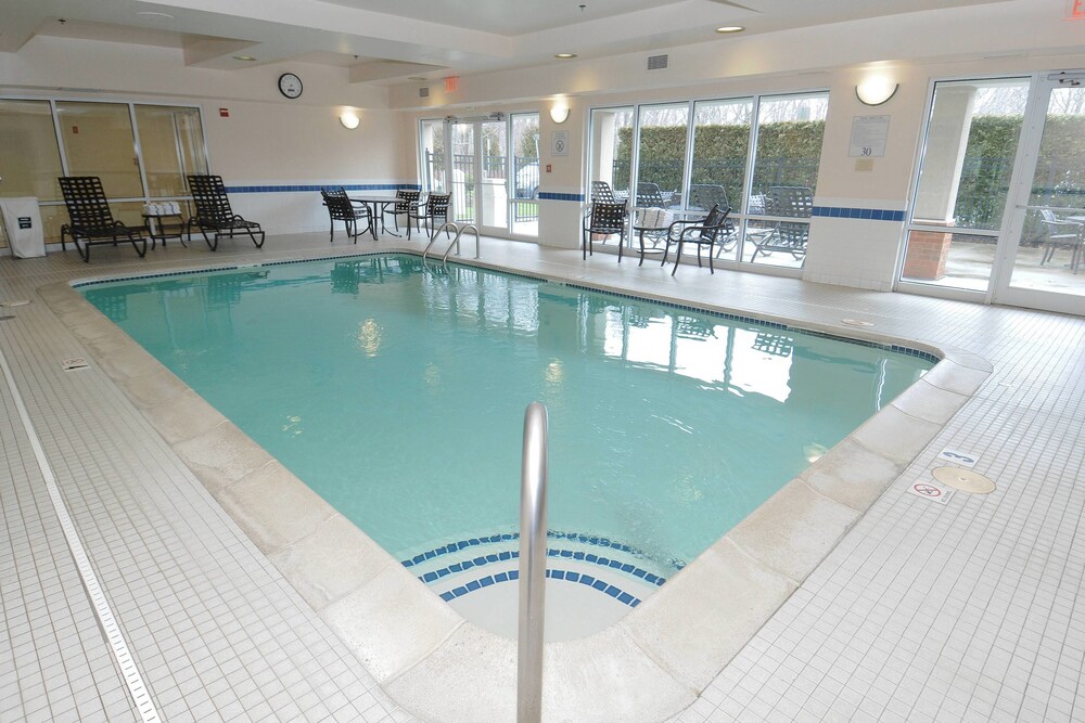Springhill Suites by Marriott Warwick - photo 10