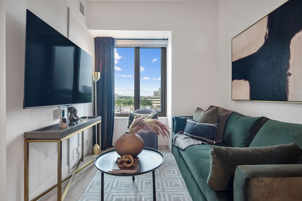 Luxury Apartments by Hyatus Boston Cambridge — 4-Star Luxury Hotel in Boston, United States