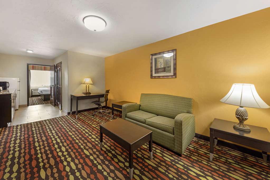 Best Western Greentree Inn & Suites - photo 20