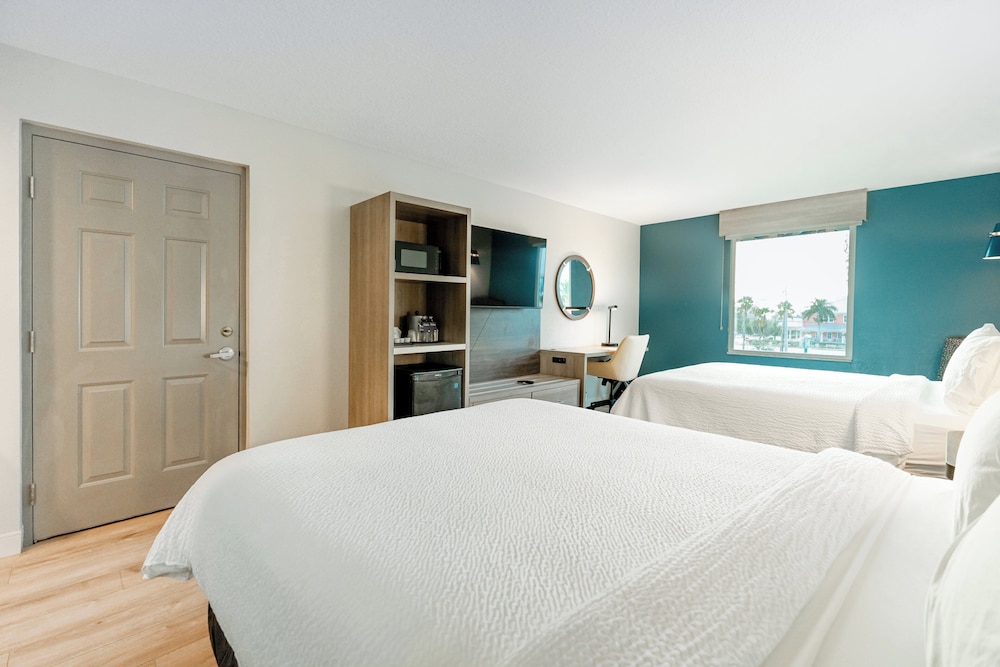 Holiday Inn Express Hotels & Suites Cocoa Beach by IHG - photo 7