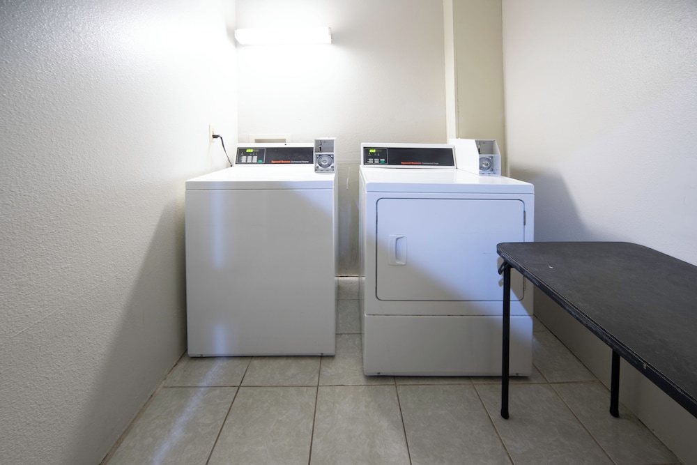 BridgePointe Advantage by BPhotels - photo 16
