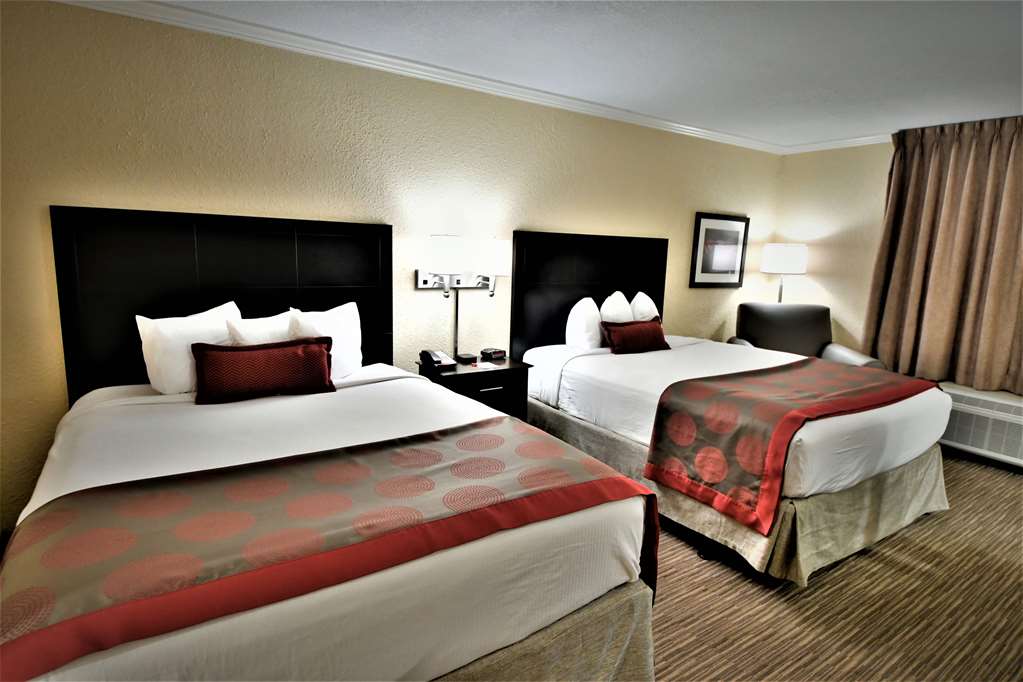 Ramada Hotel & Conference Center by Wyndham Jacksonville - photo 16