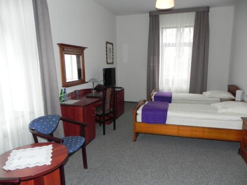 Pensjonat Galery — hotel in Swiebodzice