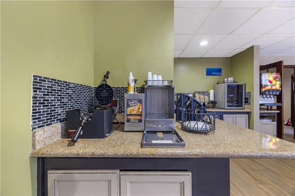 Best Western Fairwinds Inn - photo 31