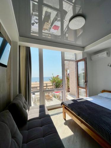 Volna — 4-Star Luxury Hotel in Odessa, Ukraine