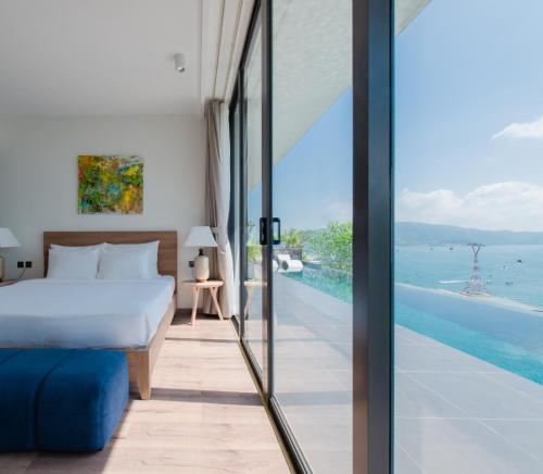 Promotion Early Booker Ocean Front Villa 500m2 with 4 bedrooms and swimming pool — 4-Star Luxury Hotel in Nha Trang, Vietnam