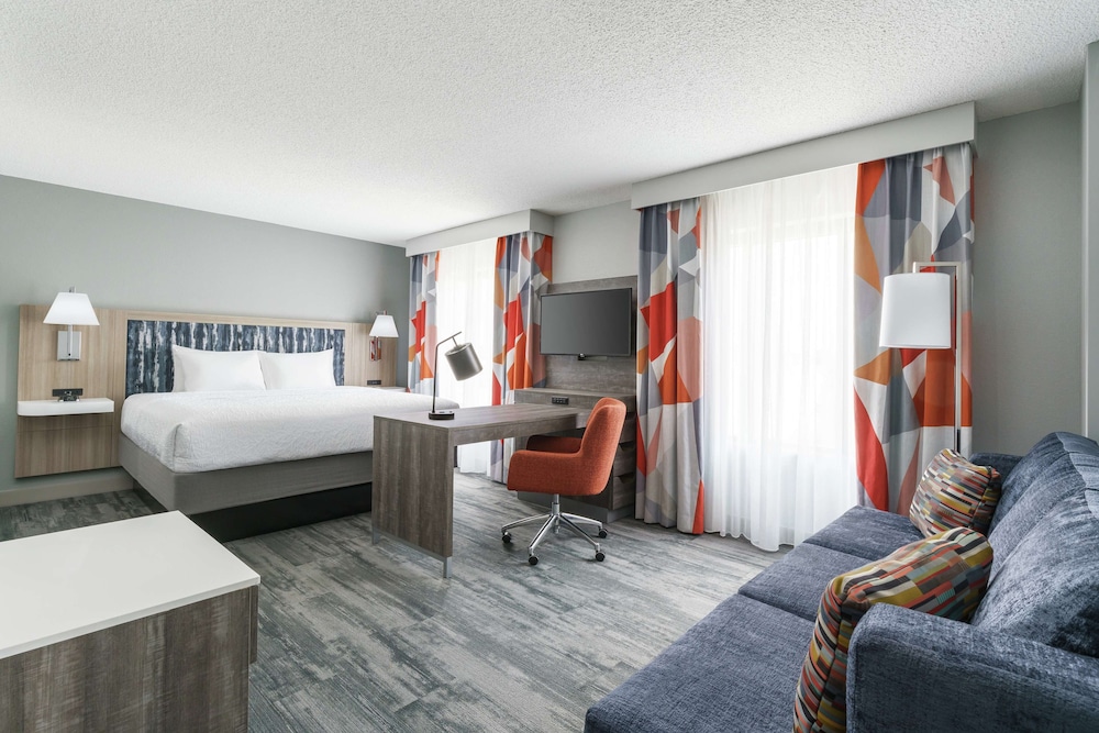 Hampton Inn & Suites Tampa Ybor City Downtown - photo 11