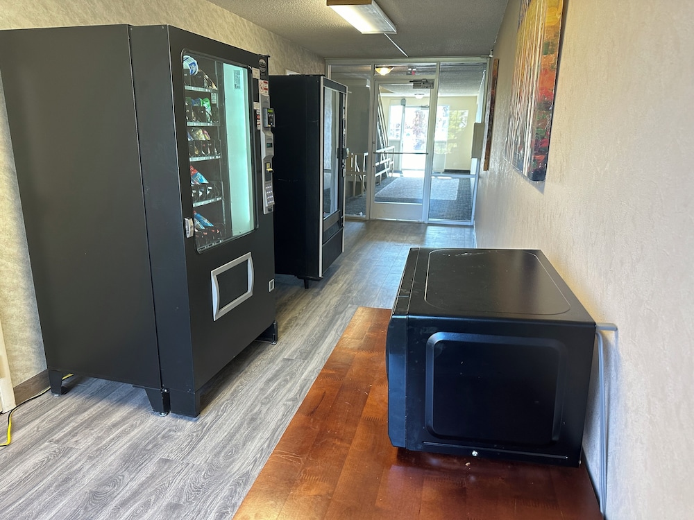 FairBridge Extended Stay a Kitchenette Hotel - photo 32