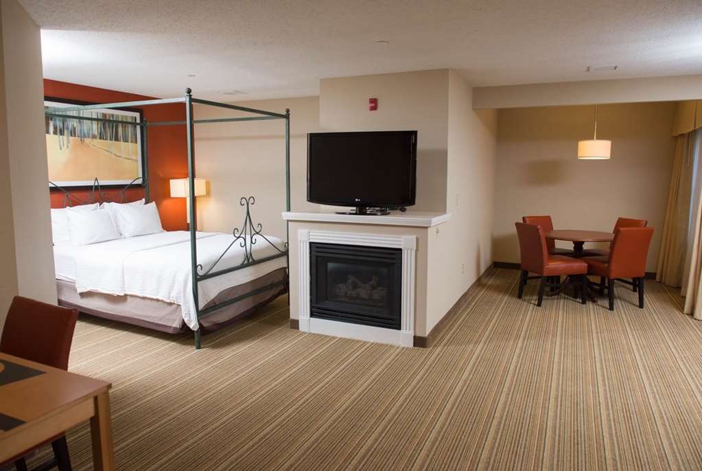 Hawthorn Suites BY Wyndham Erie - featured photo