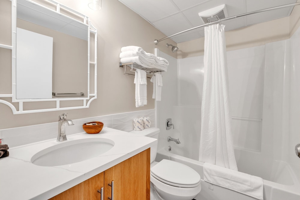 Cape Suites Motel - photo 40