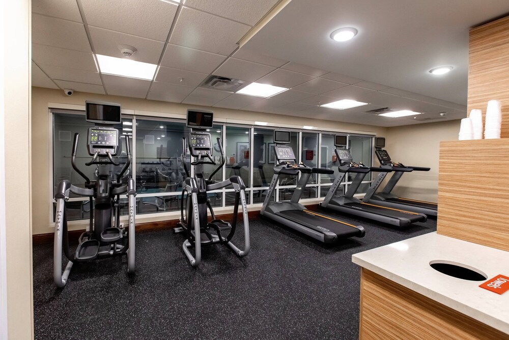TownePlace Suites by Marriott Louisville Airport - photo 17