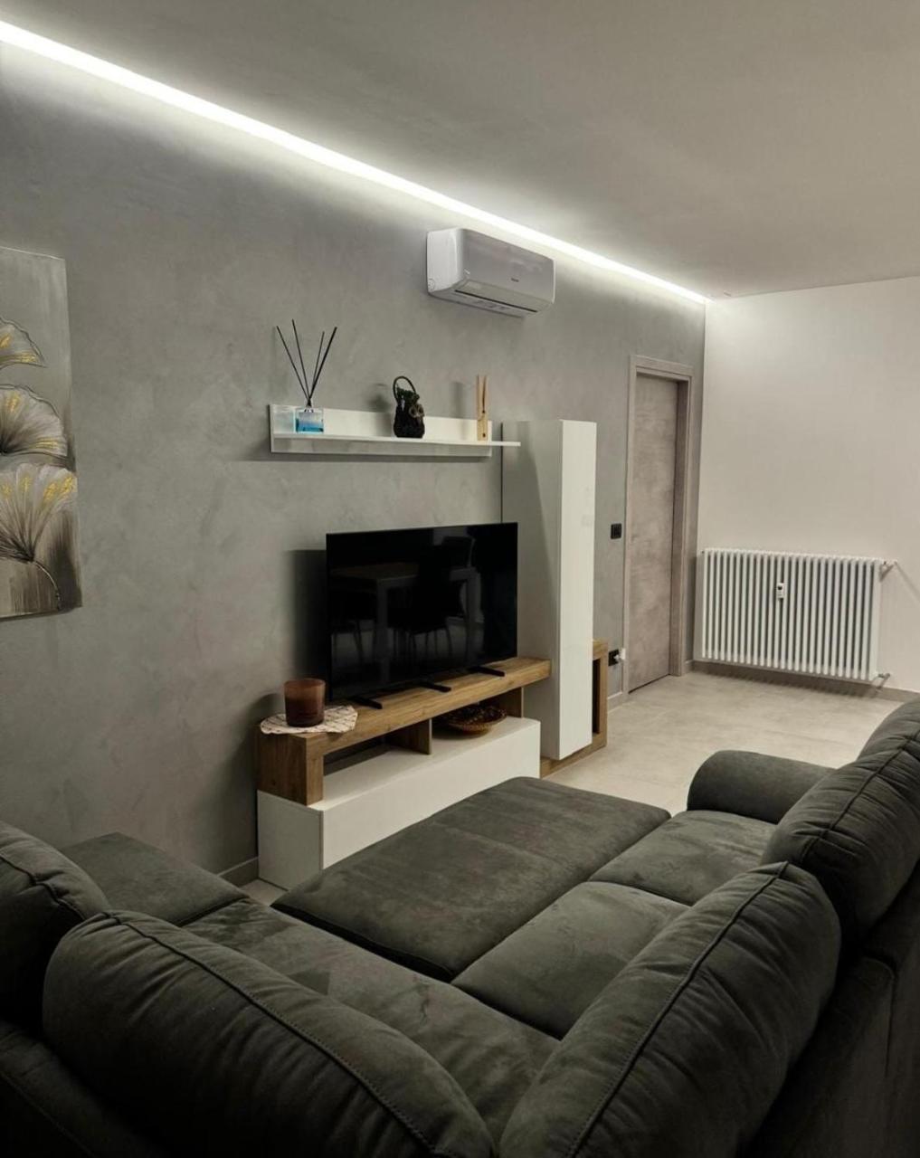 Giulietta Apartment Cuneo — 4-Star Luxury Hotel in Cuneo, Italy