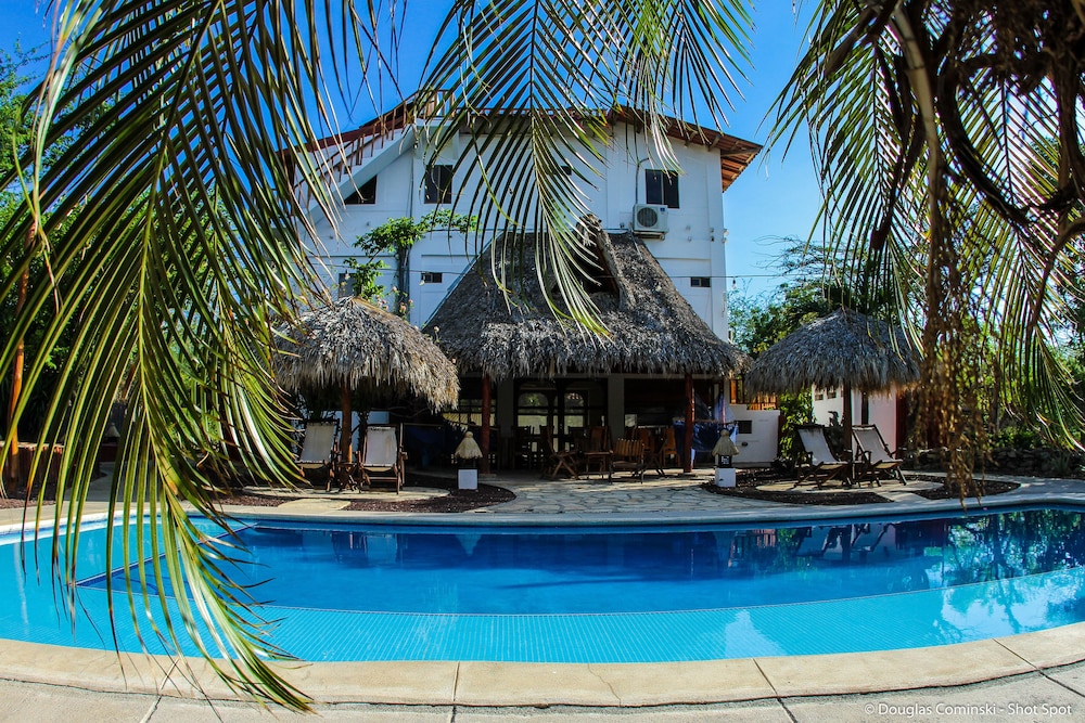 Hotel Popoyo — hotel in Tola