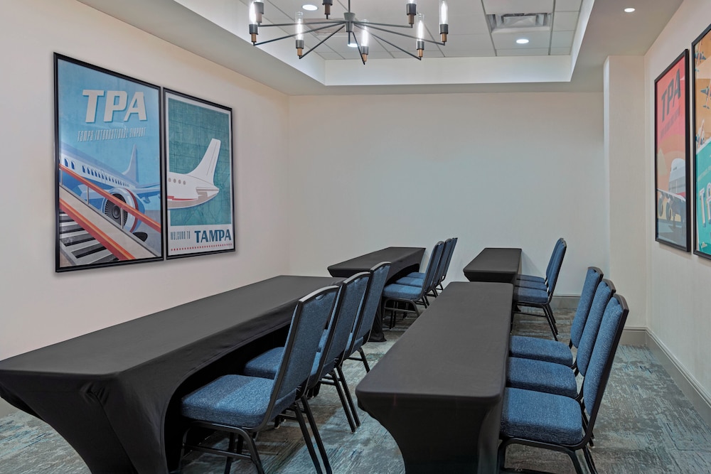 Hilton Garden Inn Tampa Airport Westshore - photo 36