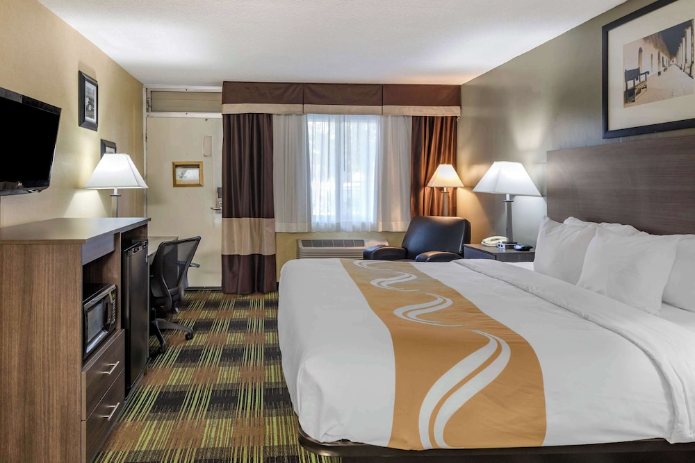 Quality Inn Barstow Route 66 - photo 22