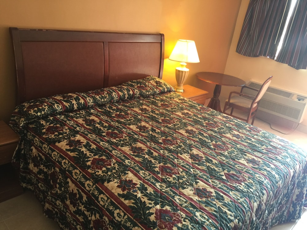 Cloud 9 Inn - photo 2