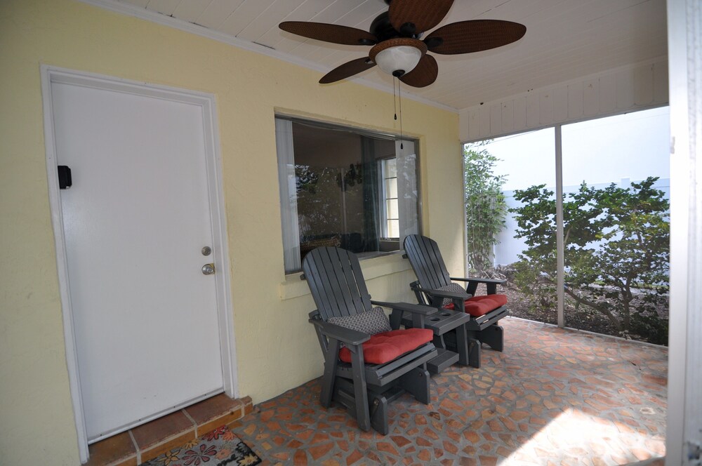 Lido Islander Inn - photo 51
