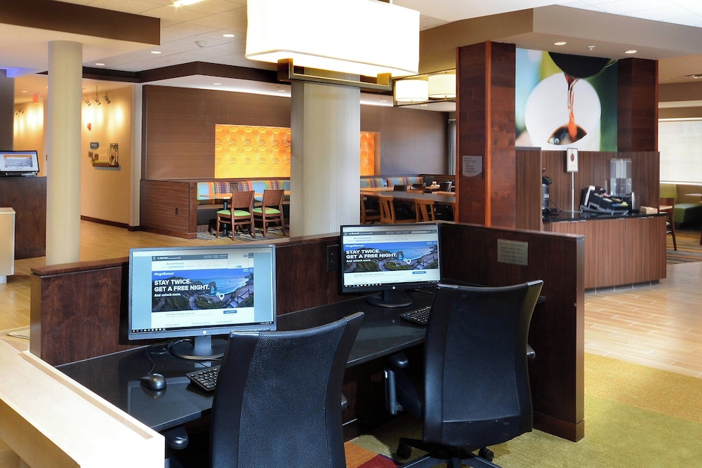 Fairfield Inn & Suites by Marriott Raleigh Capital Blvd. I 540 - photo 36