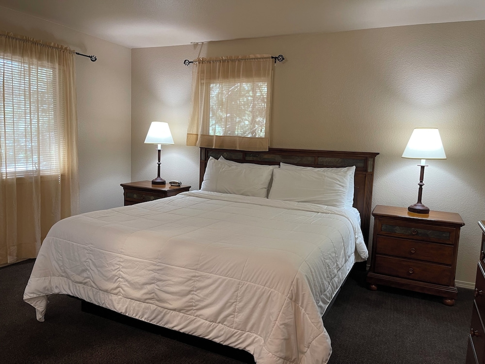 Mount Shasta Resort - photo 6