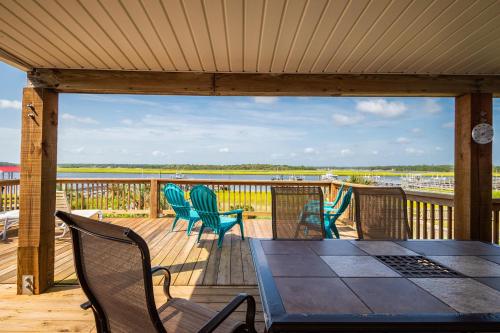 Sound Sleeper by Oak Island Accommodations - photo 43