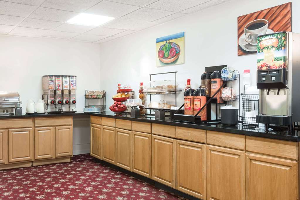 Ramada by Wyndham Groton Mystic - photo 37