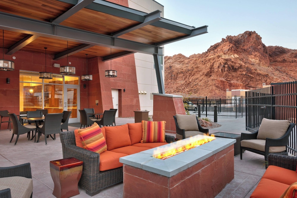 SpringHill Suites by Marriott Moab - photo 35