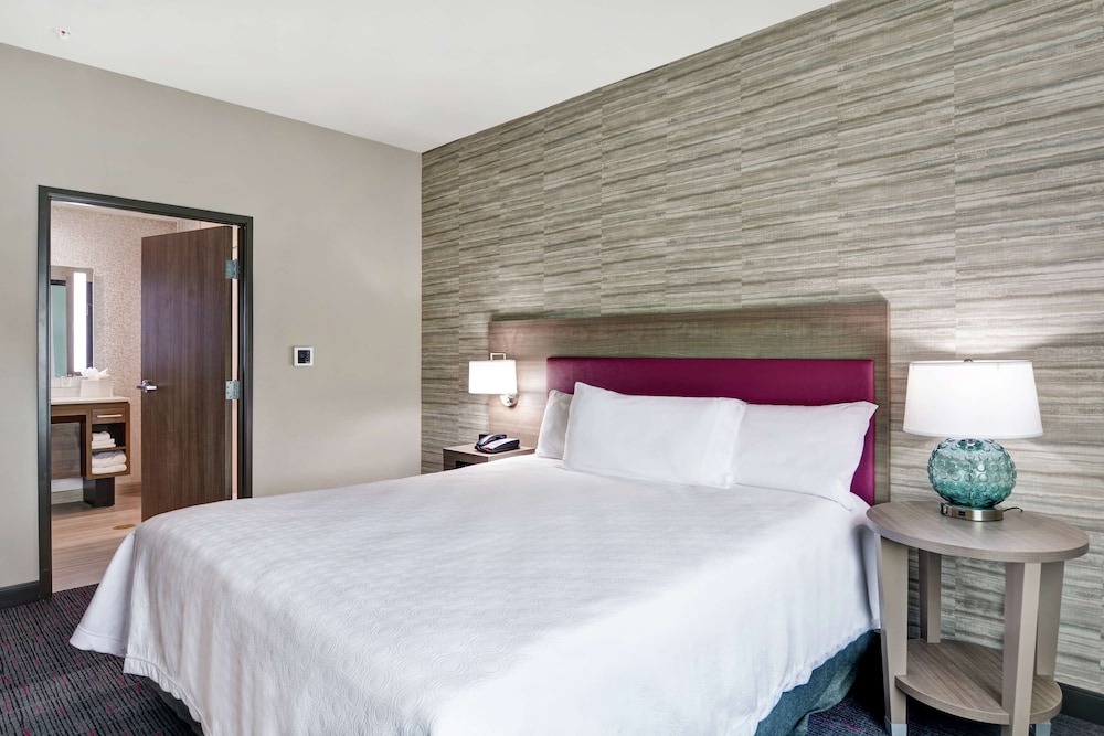 Home2 Suites by Hilton Pecos - photo 9