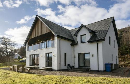 Ardbrae - carbon neutral hotel in Unknown City
