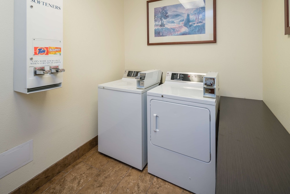 Hampton Inn Livermore - photo 30