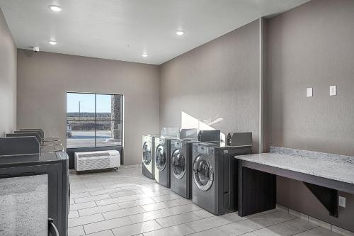 Riverstone Suites Chippewa Falls - photo 57
